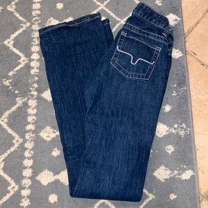 Kimes: Jolene’s 00/36